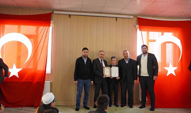 Elazığ’da hafızlık öğrencileri belgelerini aldı