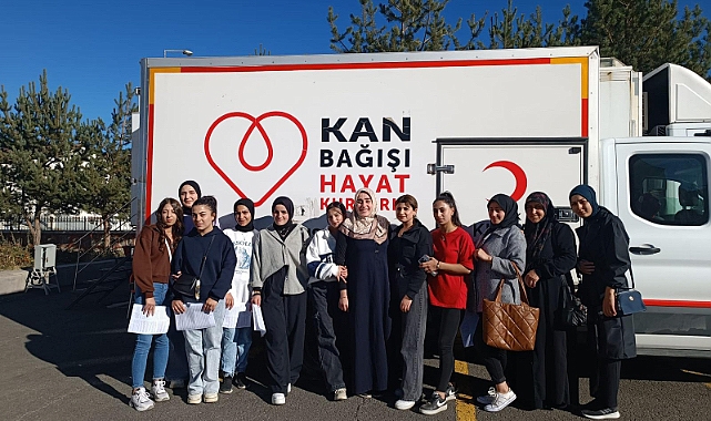 Eleşkirt Gençlik Merkezi gönüllerinden kan bağışı seferberliği