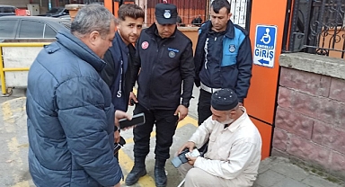 Engelli numarası yapan dilenci zabıta ve polisten kaçamadı