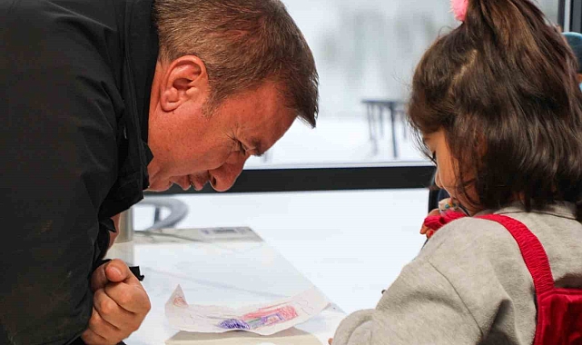 Erzincan Valisi Aydoğdu'dan öğrencilere mesaj: "Okullar sizi bekliyor"