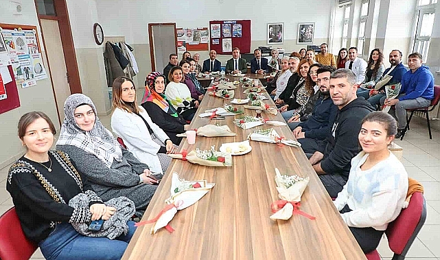 Erzincan Valisi Hamza Aydoğdu Öğretmenler Günü'nü kutladı