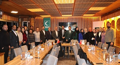 Erzincan Yeşilay’da bayrak değişimi