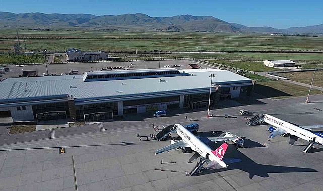 Devlet Hava Meydanları İşletmesi Erzurum'da 10 ayda 984 bin 942 kişi uçtu