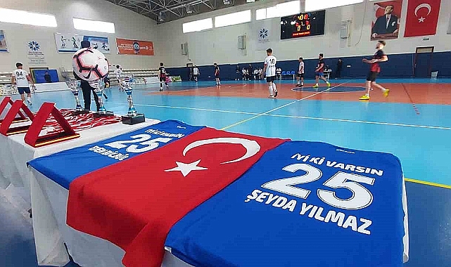Erzurum'da Eren Bülbül ve Şeyda Yılmaz anısına futsal turnuvası düzenlendi