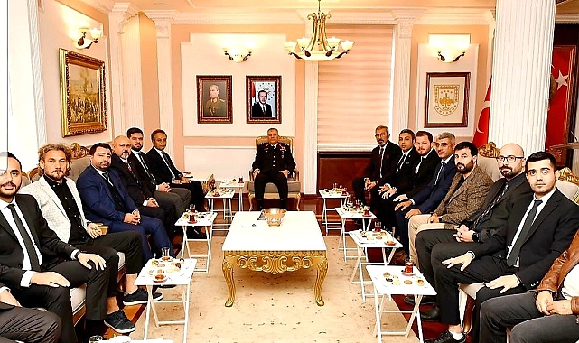 Esen: "Yerel ve merkezi yönetimlerin uyumuyla Malatya hızla ayağa kalkar"