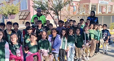 Gazipaşa’da öğrenciler, polis tarafından bilinçlendirdi