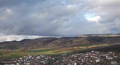 Gediz’de kayıp kadından 3. haftasında da bir iz bulunamadı