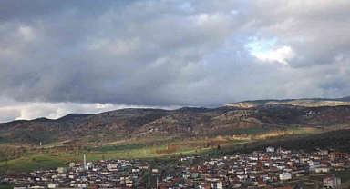 Gediz’de kayıp kadından 3. haftasında da bir iz bulunamadı