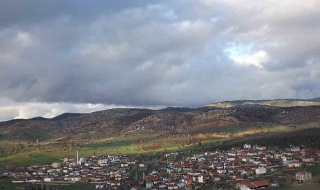 Gediz’de kayıp kadından 3. haftasında da bir iz bulunamadı