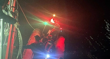 Gemide rahatsızlanan Hindistanlı mürettebatın yardımına Türk Sahil Güvenliği yetişti