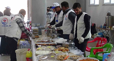 Gercüş’te Filistinliler yararına yardım etkinliği