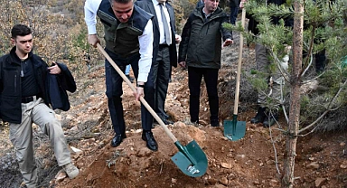 Gümüşhane’de binlerce fidan toprakla buluştu