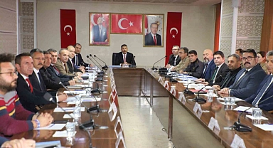 Hakkari’de kadın şiddeti ele alındı