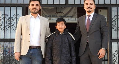 Heimlich manevrası ile öğrencisinin hayatını kurtardı