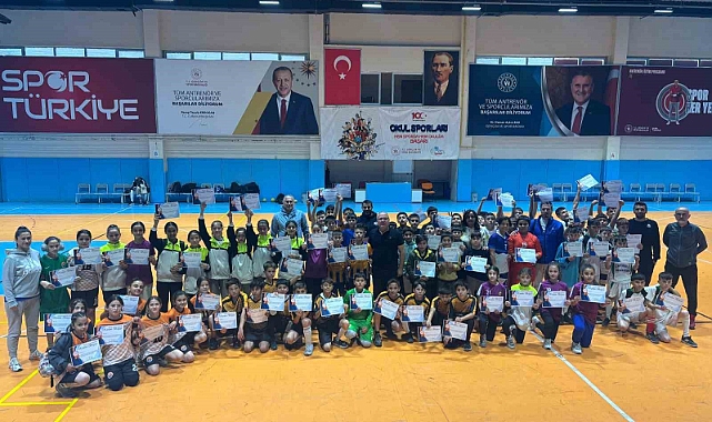 Hentbol müsabakaları sona erdi