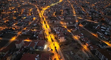 Işıklar içindeki ilçe havadan görüntülendi