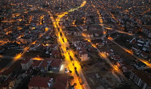 Işıklar içindeki ilçe havadan görüntülendi