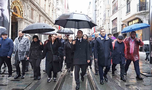 İstiklal Caddesi Atatürk’ün sesi ile yankılandı