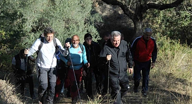 İzmir Valisi Elban Efeler Yolu’nda yürüdü