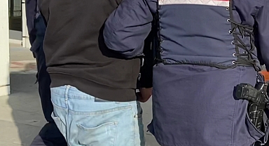 Jandarma 2 şahsı 1 kilo uyuşturucuyla yakaladı
