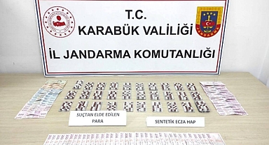 Jandarma 426 adet uyuşturucu hap ele geçirdi
