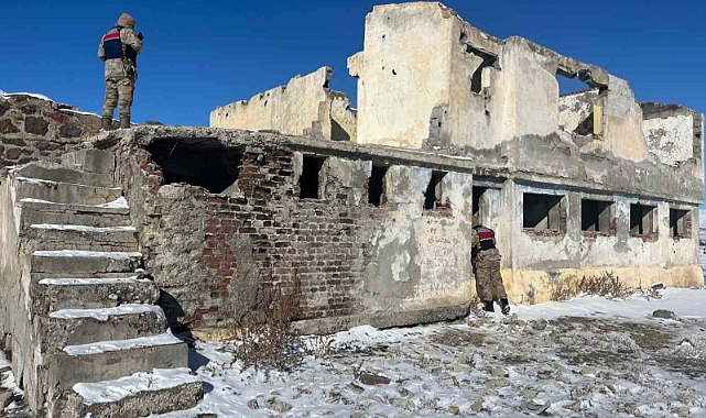 Jandarmadan düzensiz göçmen operasyonu