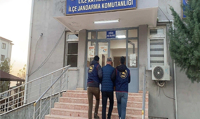 JASAT ekipleri aranan 2 kişiyi yakaladı