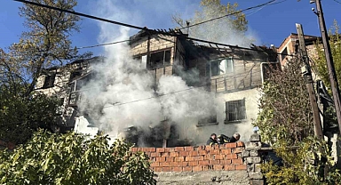 Karabük’te çöp dolu evde yangın