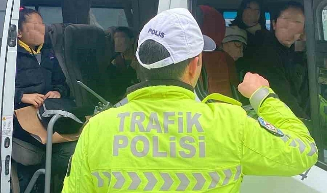 Kars'ta okul servisleri trafik denetlendi