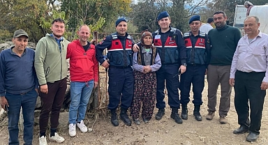 Kayıp Alzheimer hastası yaşlı kadını jandarma buldu
