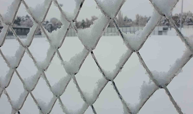 Kayseri’de amatör maçlara kar engeli