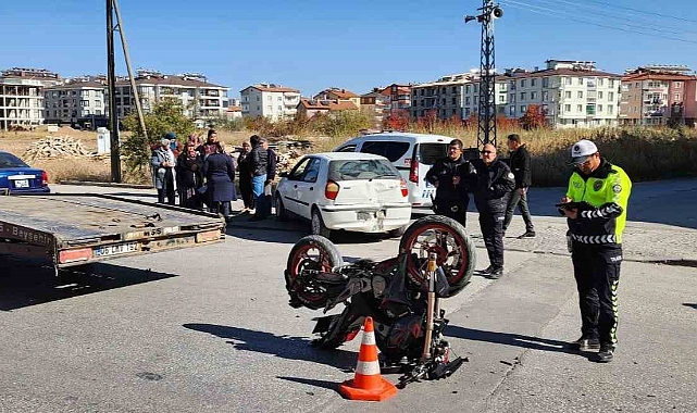 Konya’da motosiklet otomobile çarptı: 1 yaralı