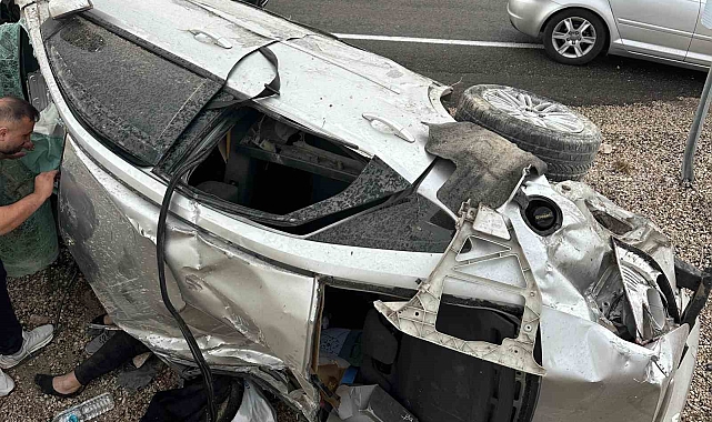 Malatya'da kontrolden çıkan araç şarampole devrildi: 5 yaralı