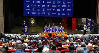 Milli Eğitim Bakanı Tekin: "Kendi icat ettiğin bir laikliği bana dayatıyorsun"