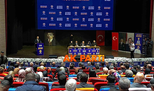 Milli Eğitim Bakanı Tekin: "Kendi icat ettiğin bir laikliği bana dayatıyorsun"