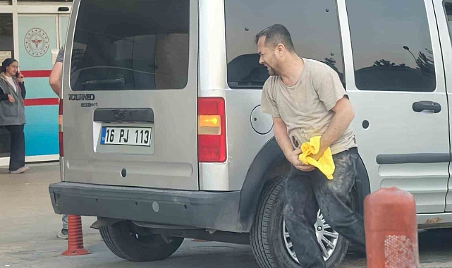 Motorlu testere ile elini kesti