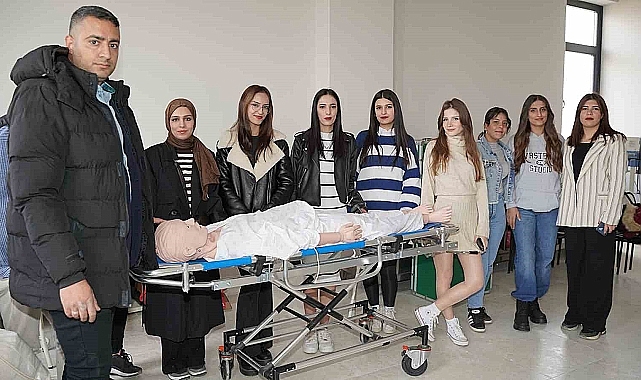 Muş'un Varto ilçesinde Gıyasettin Bingöl Meslek Yüksekokulu törenle açıldı