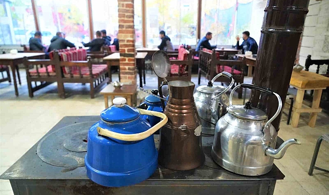 Muşlu esnaftan örnek kampanya: Sigara bırakanlara çay ve süt ikramı