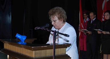 Nüket Ersoy’dan öğretmenlere anlamlı mesaj