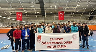 Öğretmenler Günü Voleybol Turnuvası’nın şampiyonu belli oldu