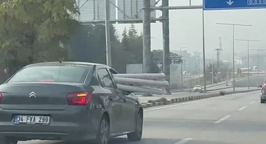 Otomobilde borularla tehlikeli yolculuk