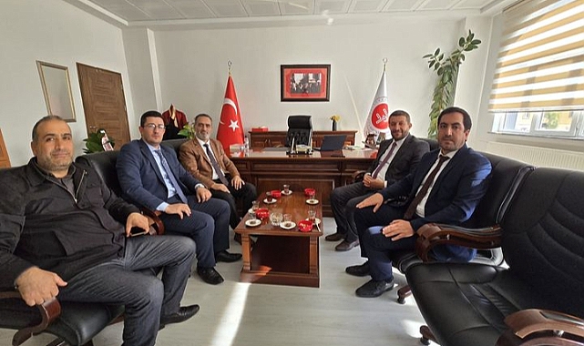 Patnos İlçe Müftüsü Kamali, Erciş İlçe Müftüsü Bora'yı Makamında Ağırladı