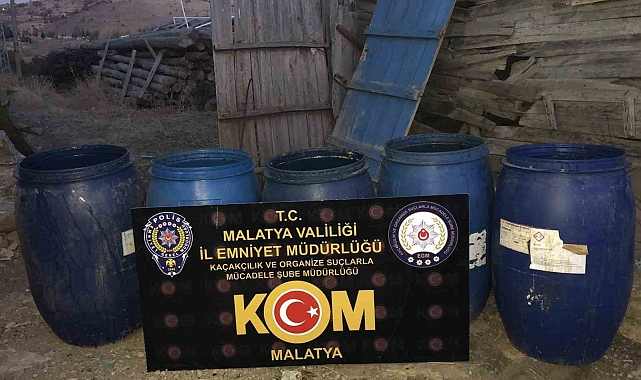 Polis 4 bin 696 litre sahte alkol ele geçirildi