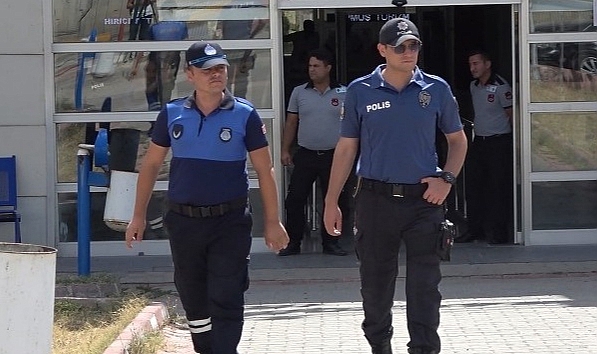 Polis ve zabıta ekiplerinden ’korsan taşımacılık’ nöbeti
