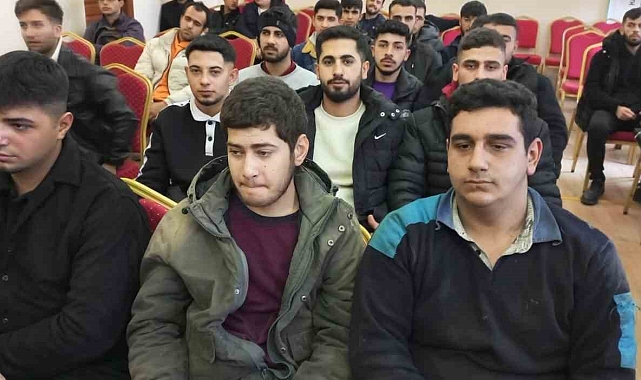Psiko-sosyal destek çalışmalarına katılan çıraklara sertifika verildi