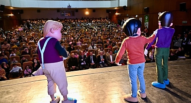 Rafadan Tayfa gösterisinde eğlenceli anlar yaşandı