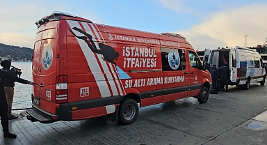 Rumeli Hisarı’nda balık tutan 2 arkadaş denize düşüp kayboldu