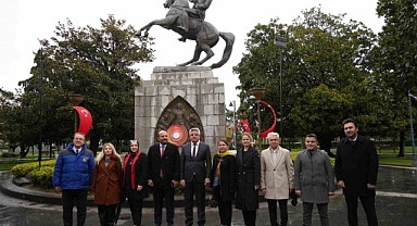 Samsun’da Öğretmenler Günü törenle kutlandı