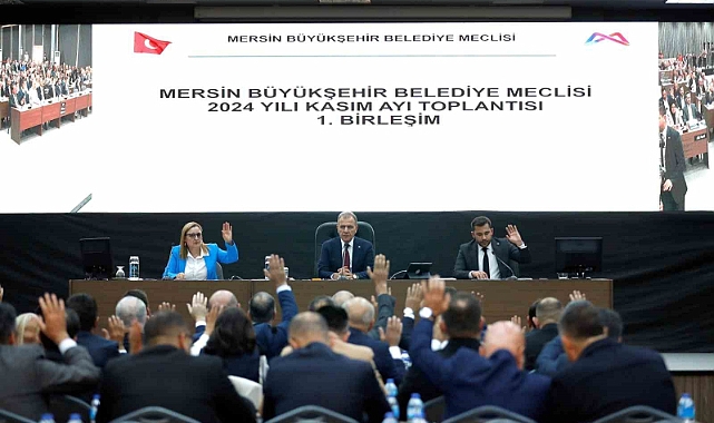 Seçer: "İkinci 5 yıllık sürecimizde Mersinlileri raylı sisteme bindireceğiz”