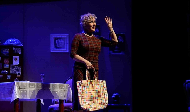 Shirley Valentine Bursa’da sahnelendi